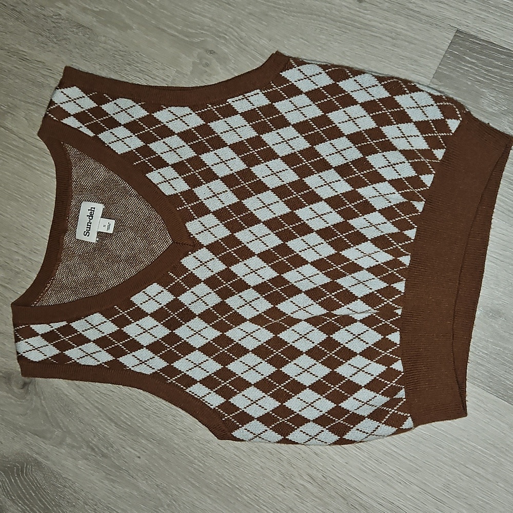 Aritzia argyle vest